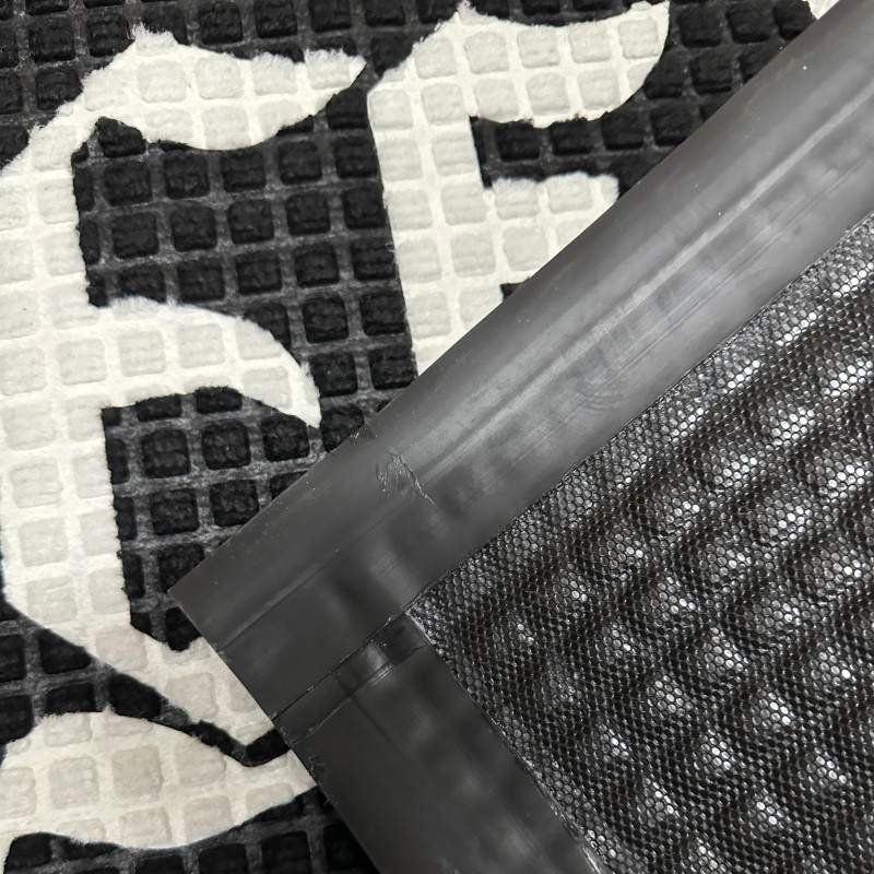 Checkered Pattern Logo Floor Mat