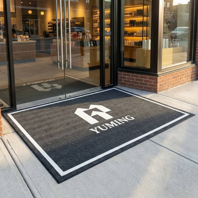 Tire surface pattern floor mat